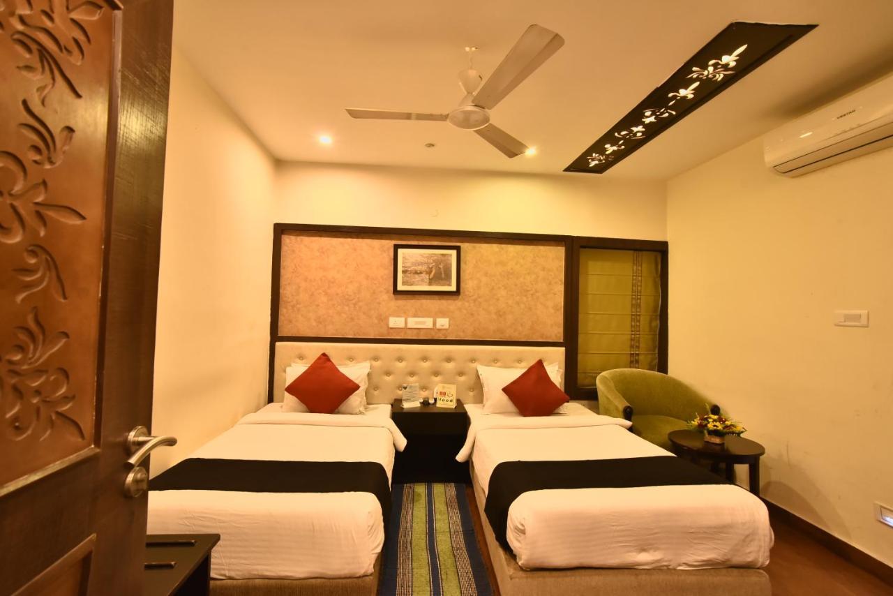 Casa Broadway-A Boutique Hotel Kolkata Exterior photo