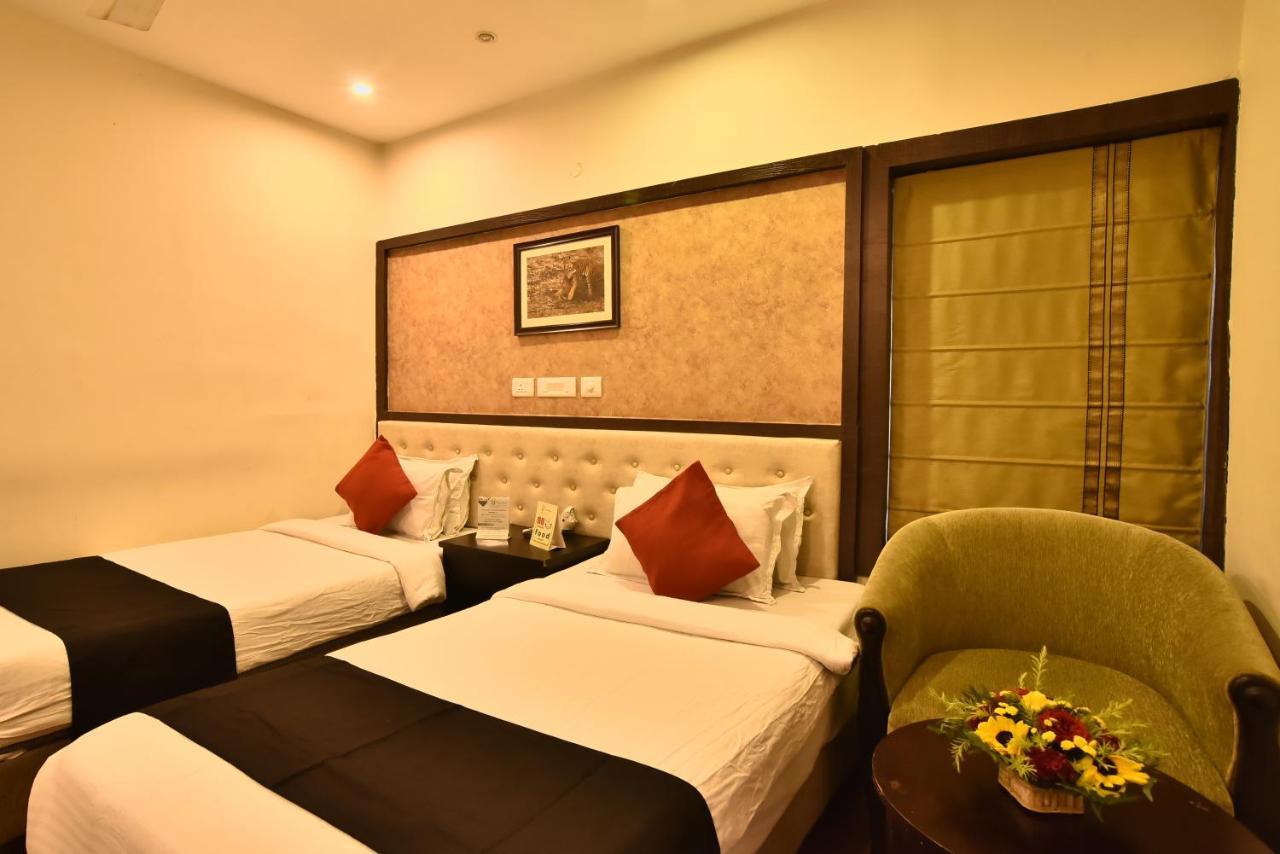 Casa Broadway-A Boutique Hotel Kolkata Exterior photo