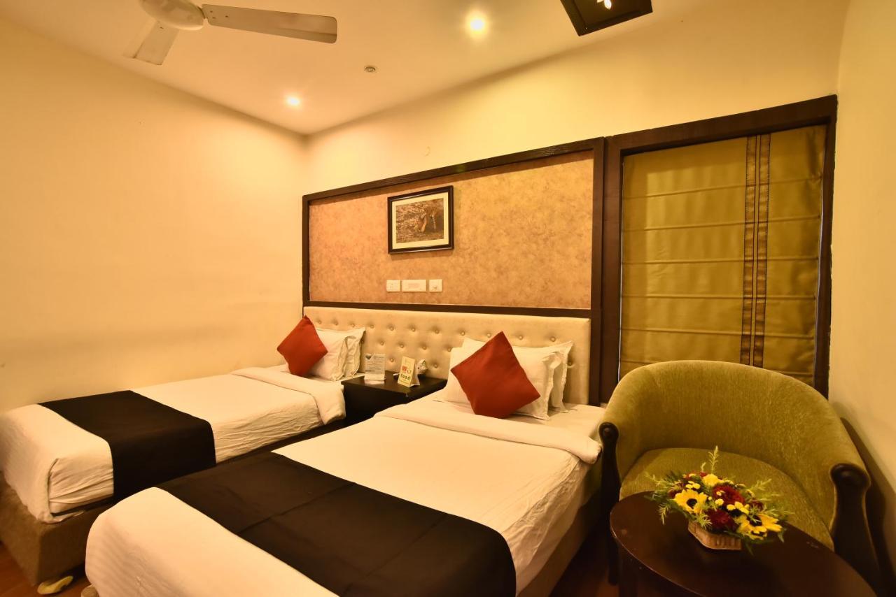 Casa Broadway-A Boutique Hotel Kolkata Exterior photo