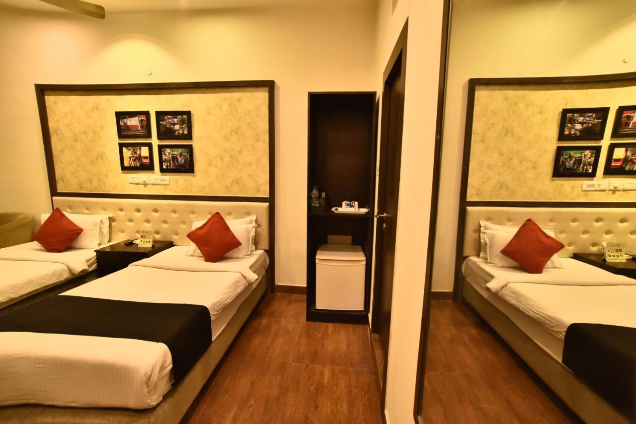 Casa Broadway-A Boutique Hotel Kolkata Exterior photo