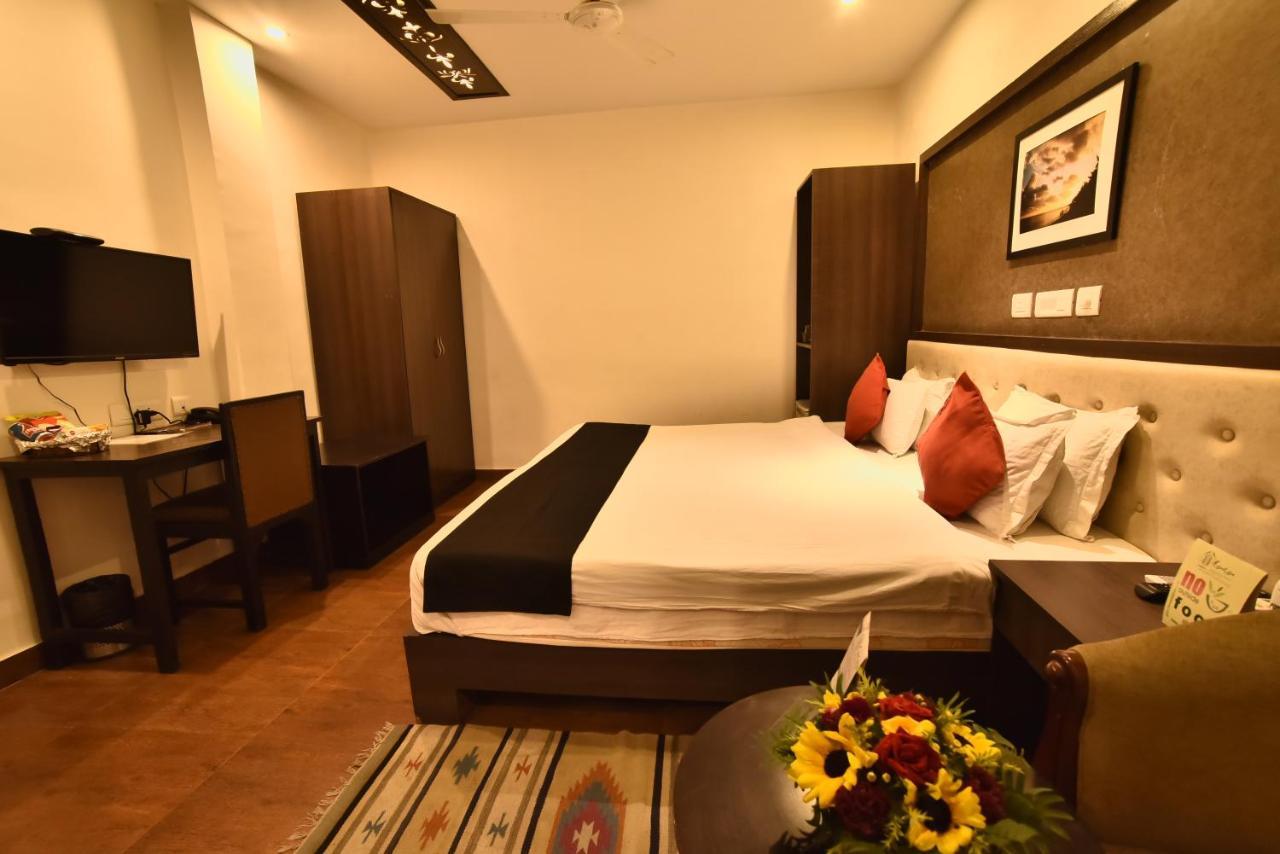 Casa Broadway-A Boutique Hotel Kolkata Exterior photo