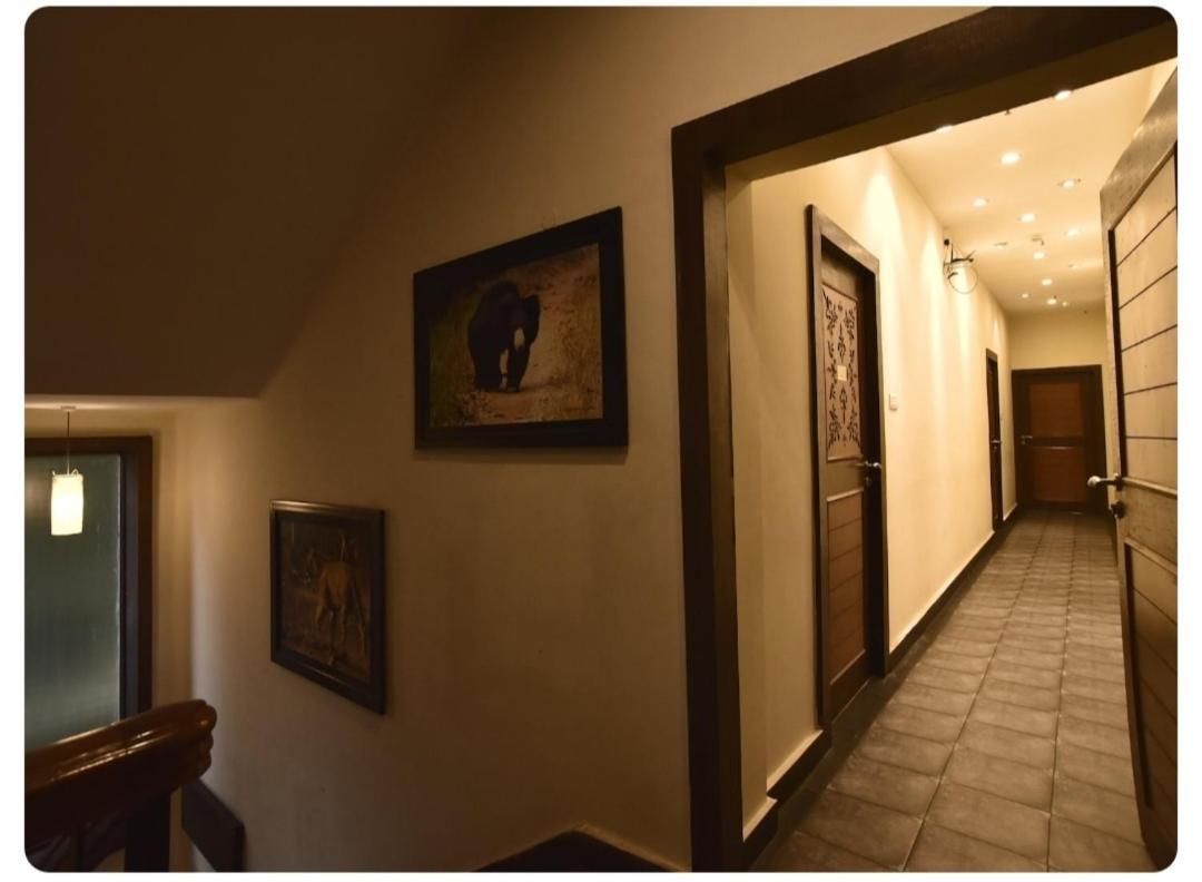 Casa Broadway-A Boutique Hotel Kolkata Exterior photo