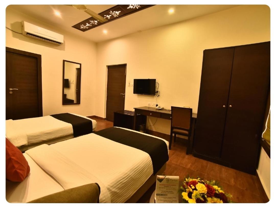 Casa Broadway-A Boutique Hotel Kolkata Exterior photo