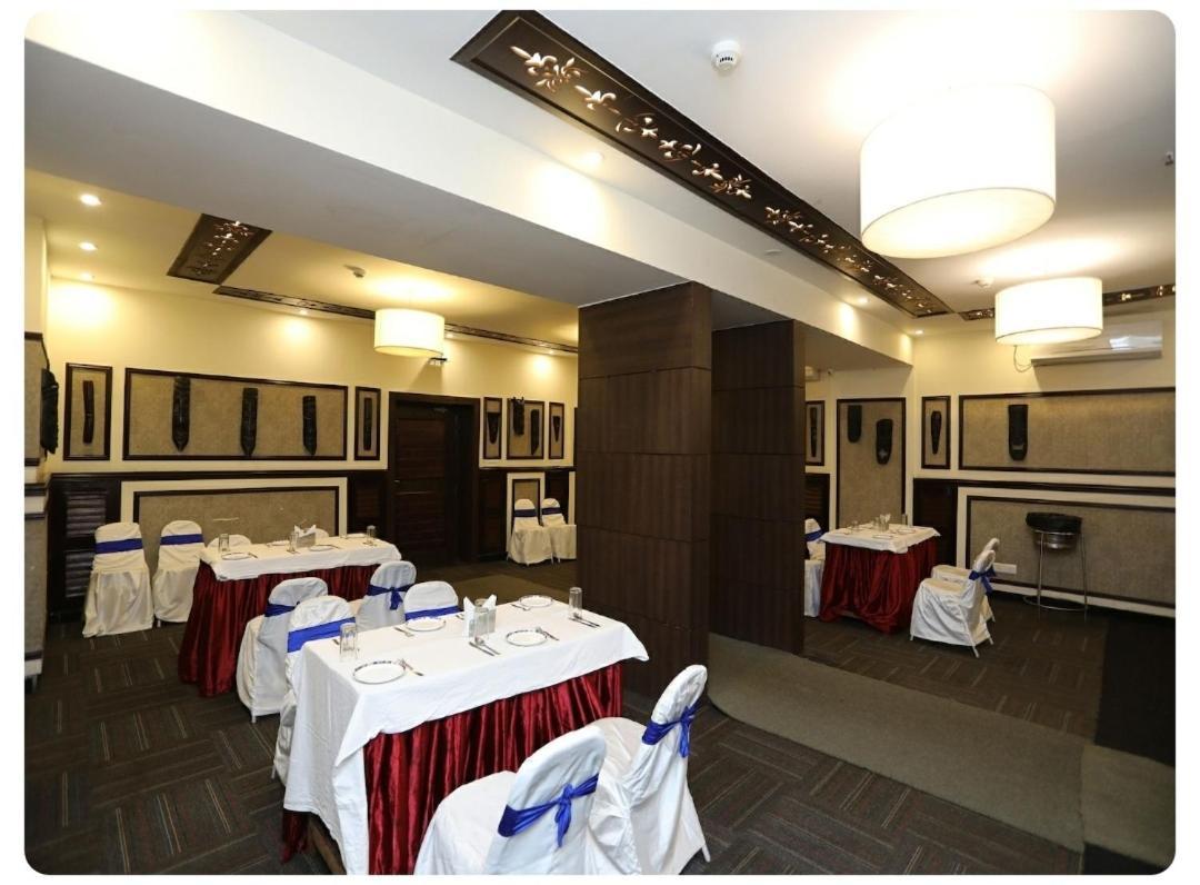 Casa Broadway-A Boutique Hotel Kolkata Exterior photo